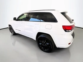 Jeep Grand cherokee !Laredo X 4WD!* АвтоКредит* Цена до БГ* - 25199 € / 49284.96 лв. - 50445261 4 | Car24.bg Jeep Grand cherokee !Laredo X 4WD!* АвтоКредит* Цена до БГ* - 25199 € / 49284.96 лв. - 50445261 4