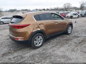 Kia Sportage 2.4L I-4 DI, DOHC, VVT, 181HP Front Wheel Drive | Auto.bg — изображение 4 Kia Sportage 2.4L I-4 DI, DOHC, VVT, 181HP Front Wheel Drive | Auto.bg — изображение 4