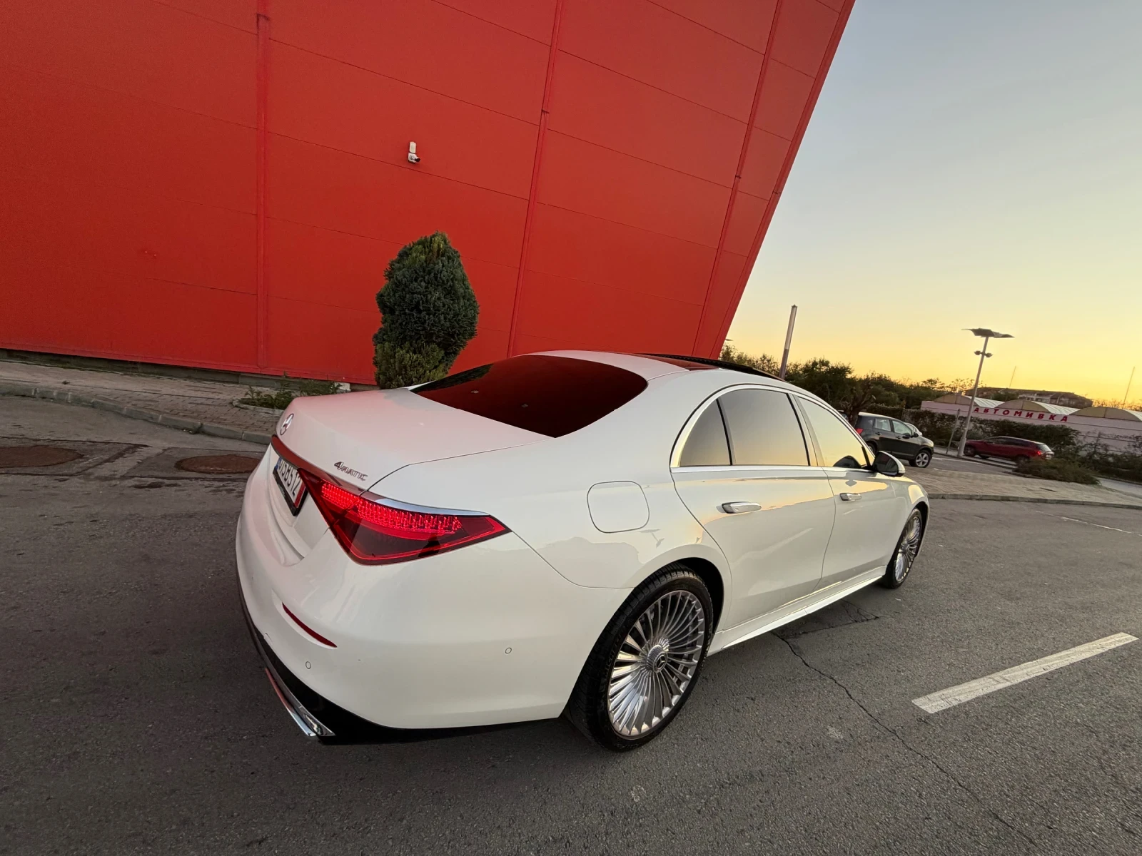 Mercedes-Benz S 400 MAYBACH* Поръчков* 4х4* Уникат - изображение 5 | Auto.bg Mercedes-Benz S 400 MAYBACH* Поръчков* 4х4* Уникат - изображение 5