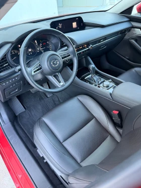 Mazda 3 2.0 e-SkyActiv-G | Auto.bg — изображение 4 Mazda 3 2.0 e-SkyActiv-G | Auto.bg — изображение 4