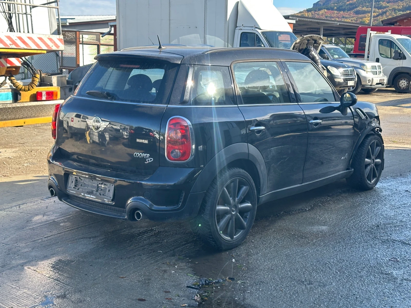 Mini Countryman 2.0D ALL4 АВТОМАТ  - изображение 5 | Auto.bg Mini Countryman 2.0D ALL4 АВТОМАТ  - изображение 5