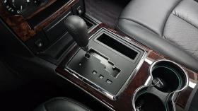 Chrysler 300c 3.5 Signature autogeorge.com - 7450 € / 14570.93 лв. - 21567786 9 | Car24.bg Chrysler 300c 3.5 Signature autogeorge.com - 7450 € / 14570.93 лв. - 21567786 9