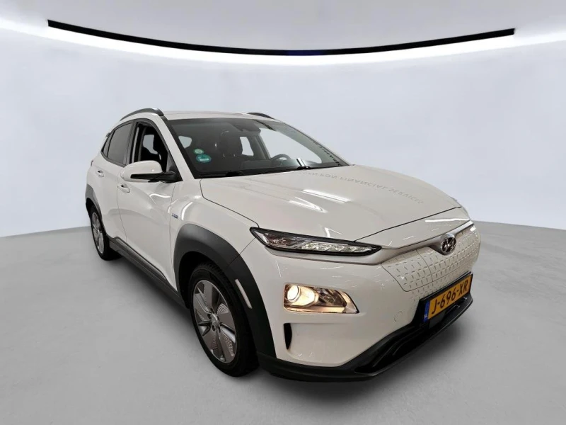 Hyundai Kona 64kWh - 18100 € / 35400.52 лв. - 19200828 1 | Car24.bg Hyundai Kona 64kWh - 18100 € / 35400.52 лв. - 19200828 1