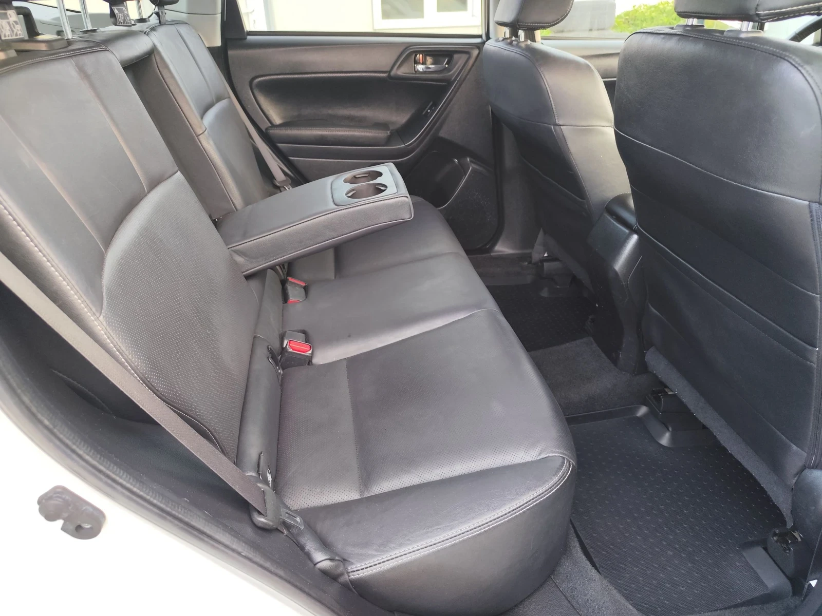 Subaru Forester 2.0i Швейцария  - изображение 9 | Auto.bg Subaru Forester 2.0i Швейцария  - изображение 9