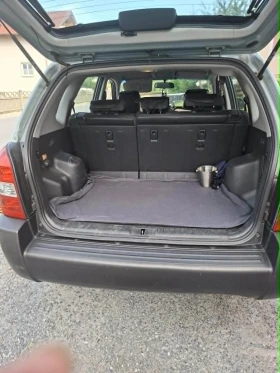 Hyundai Tucson 4x4 - 3600 € / 7040.99 лв. - 80078972 10 | Car24.bg Hyundai Tucson 4x4 - 3600 € / 7040.99 лв. - 80078972 10