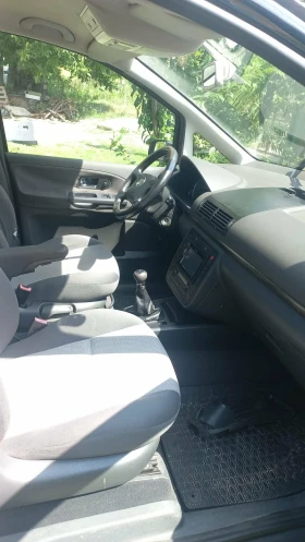Seat Alhambra 2.0 TDI 140 - 3199 € / 6256.70 лв. - 31582073 7 | Car24.bg Seat Alhambra 2.0 TDI 140 - 3199 € / 6256.70 лв. - 31582073 7