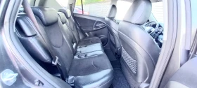 Toyota Rav4 4Х4 FULL LUXURY СЕРВИЗ КНИЖК ИЗКЛЮЧИТЕЛА РЕАЛНИ КМ | Mobile.bg — малка снимка 16