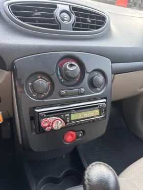 Renault Clio 1.2 75HP CLIMA - 1400 € / 2738.16 лв. - 11198134 11 | Car24.bg Renault Clio 1.2 75HP CLIMA - 1400 € / 2738.16 лв. - 11198134 11