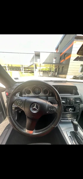 Mercedes-Benz E 250 - 6000 € / 11734.98 лв. - 44302282 5 | Car24.bg Mercedes-Benz E 250 - 6000 € / 11734.98 лв. - 44302282 5