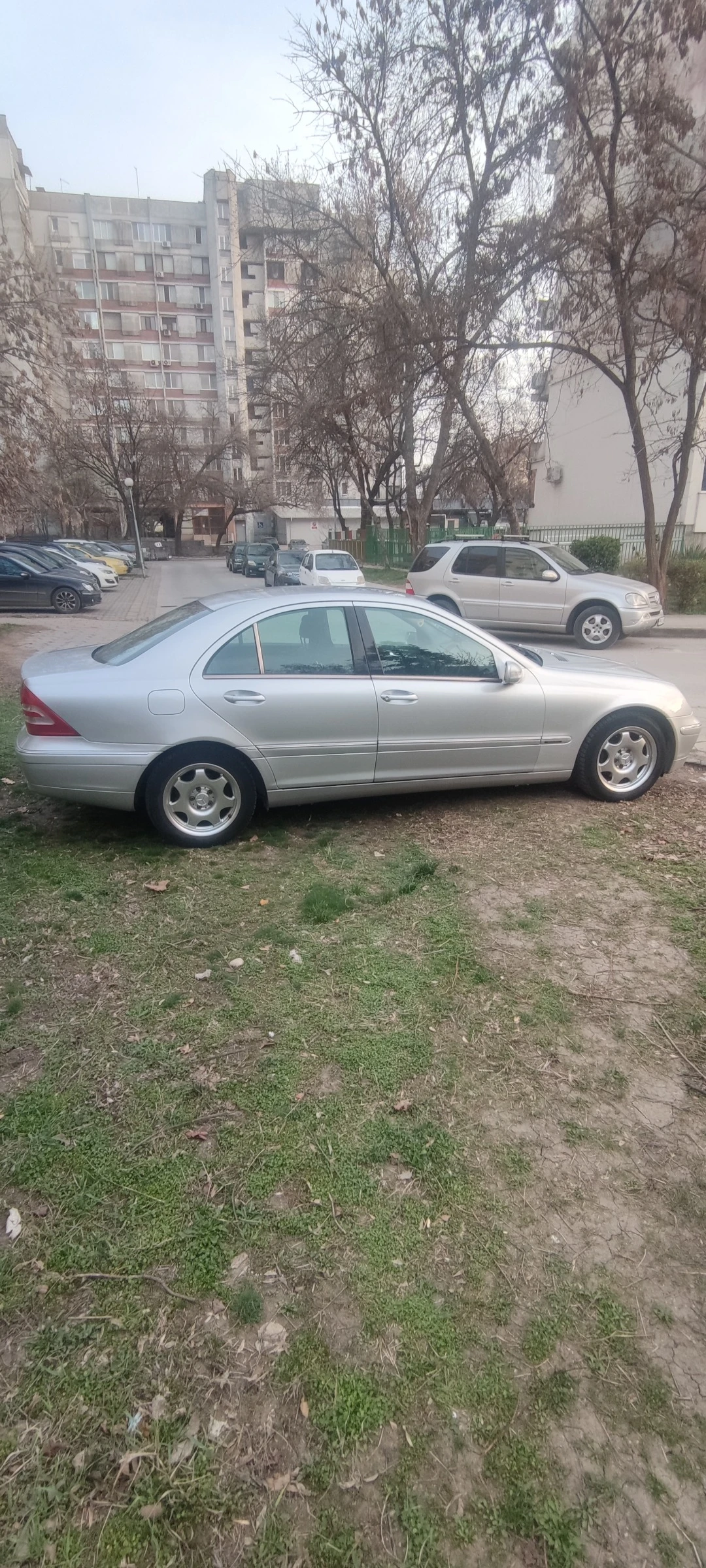 Mercedes-Benz C 220  - изображение 4 | Auto.bg Mercedes-Benz C 220  - изображение 4