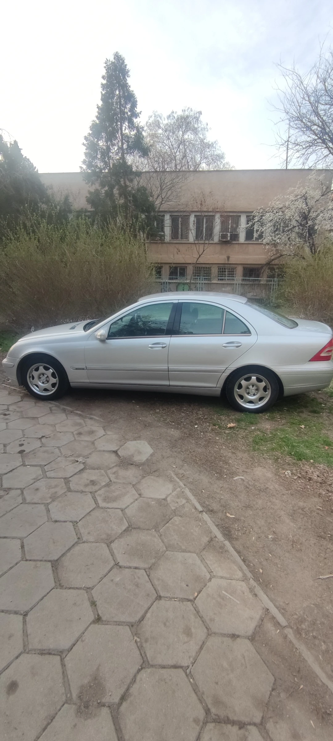 Mercedes-Benz C 220  - изображение 5 | Auto.bg Mercedes-Benz C 220  - изображение 5