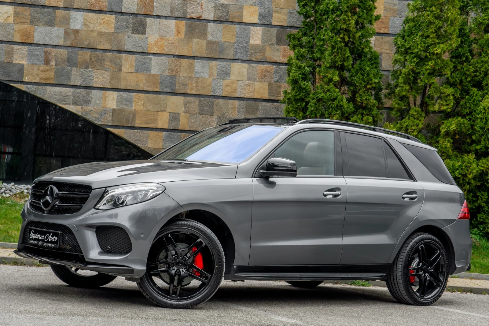 Mercedes-Benz GLE 350 d* 4MATIC* AMG* NIGHT PACK* 3XTV* PANORAMA | Auto.bg — изображение 1 Mercedes-Benz GLE 350 d* 4MATIC* AMG* NIGHT PACK* 3XTV* PANORAMA | Auto.bg — изображение 1