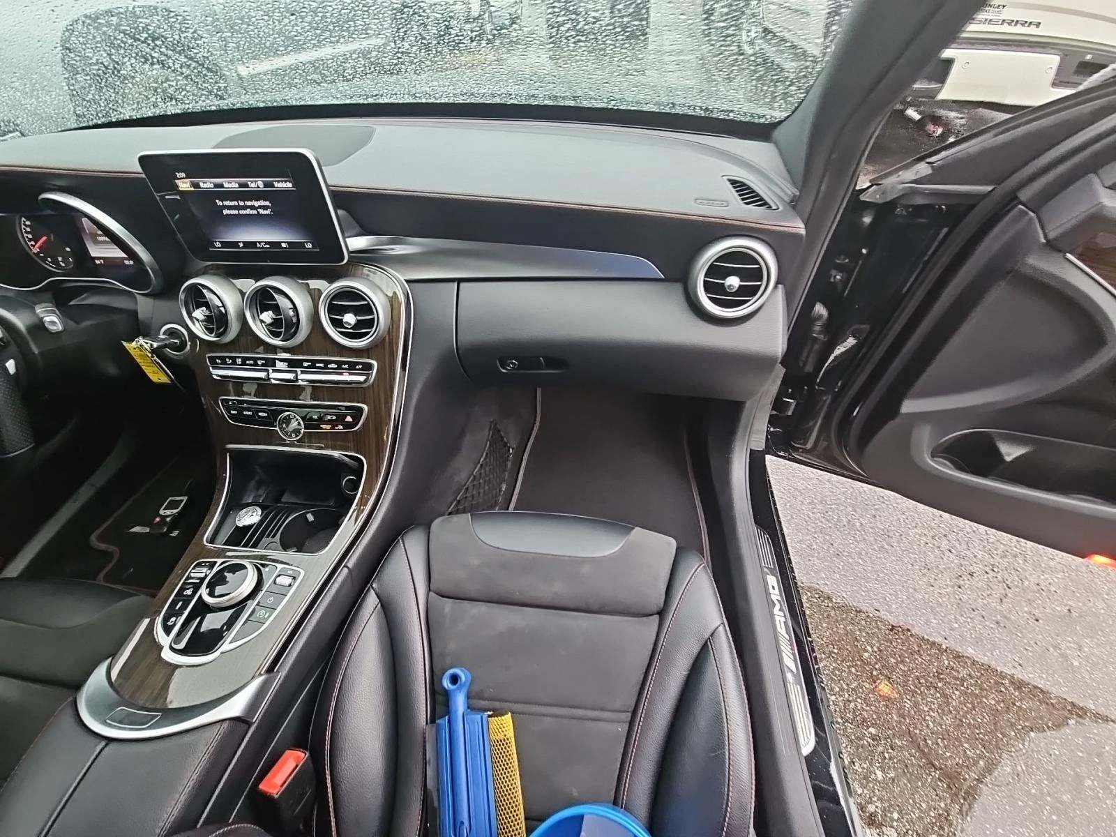 Mercedes-Benz C 43 AMG * 4MATIC* PANO* BURMESTER* PODGREV - изображение 7 | Auto.bg Mercedes-Benz C 43 AMG * 4MATIC* PANO* BURMESTER* PODGREV - изображение 7