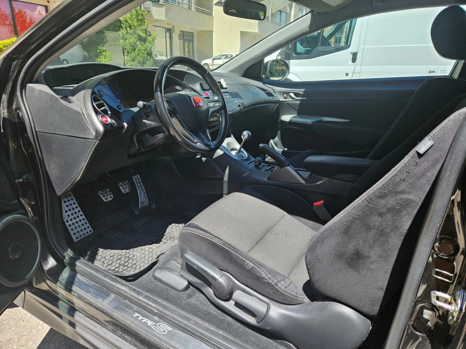 Honda Civic  - изображение 6 | Auto.bg Honda Civic  - изображение 6