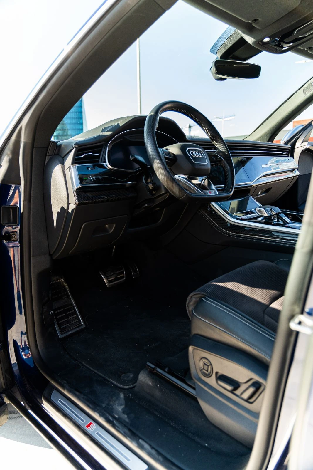 Audi SQ8 4.0 TDI, QUATRO, HD MATRIX, B&O, HEAD UP - изображение 8 | Auto.bg Audi SQ8 4.0 TDI, QUATRO, HD MATRIX, B&O, HEAD UP - изображение 8