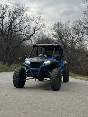 Polaris RZR XP 1000 4 seats