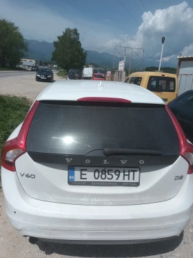 Volvo V60 - 2999 € - 62690674 2 | Car24.bg Volvo V60 - 2999 € - 62690674 2