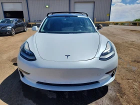 Tesla Model 3 - 12000 € / 23469.96 лв. - 23541325 5 | Car24.bg Tesla Model 3 - 12000 € / 23469.96 лв. - 23541325 5
