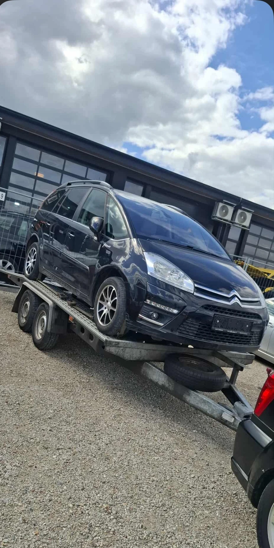 Citroen C4 Picasso 1.6 i 88 kw - изображение 2 | Auto.bg Citroen C4 Picasso 1.6 i 88 kw - изображение 2