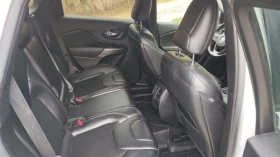 Jeep Cherokee North - 16100 € / 31488.86 лв. - 20287940 8 | Car24.bg Jeep Cherokee North - 16100 € / 31488.86 лв. - 20287940 8