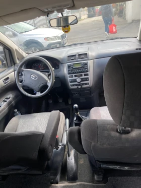 Toyota Avensis verso undefined | Auto.bg — изображение 7 Toyota Avensis verso undefined | Auto.bg — изображение 7