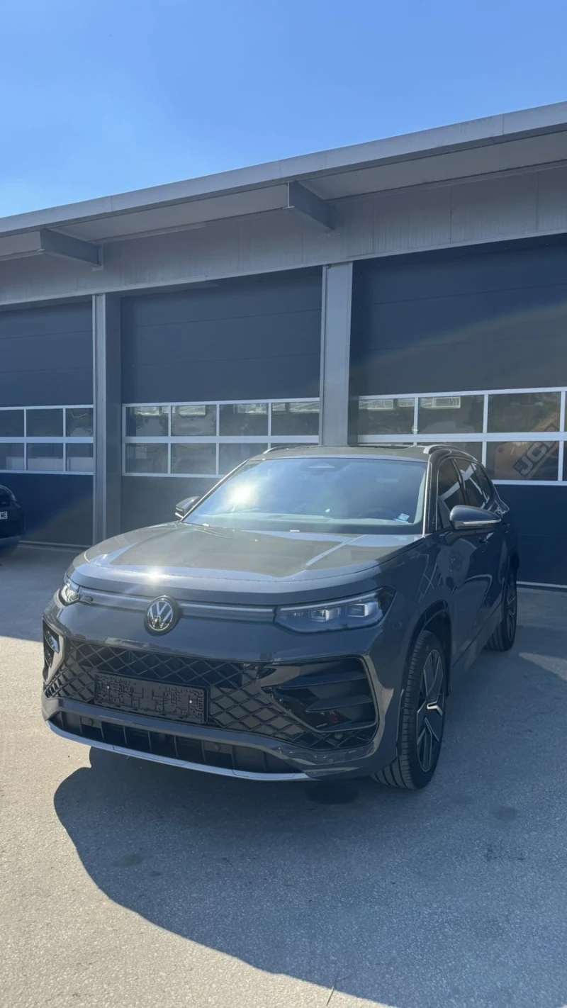 VW Tayron 1.5 eTSI R-line НОВА! - 45900 € / 89772.60 лв. - 16087656 1 | Car24.bg VW Tayron 1.5 eTSI R-line НОВА! - 45900 € / 89772.60 лв. - 16087656 1