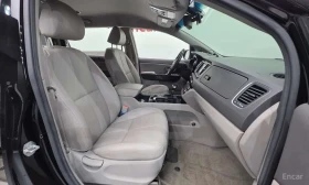 Kia Carnival * 7 seater Limousine * КРАЙНА ЦЕНА ДО БЪЛГАРИЯ | Auto.bg — изображение 10 Kia Carnival * 7 seater Limousine * КРАЙНА ЦЕНА ДО БЪЛГАРИЯ | Auto.bg — изображение 10