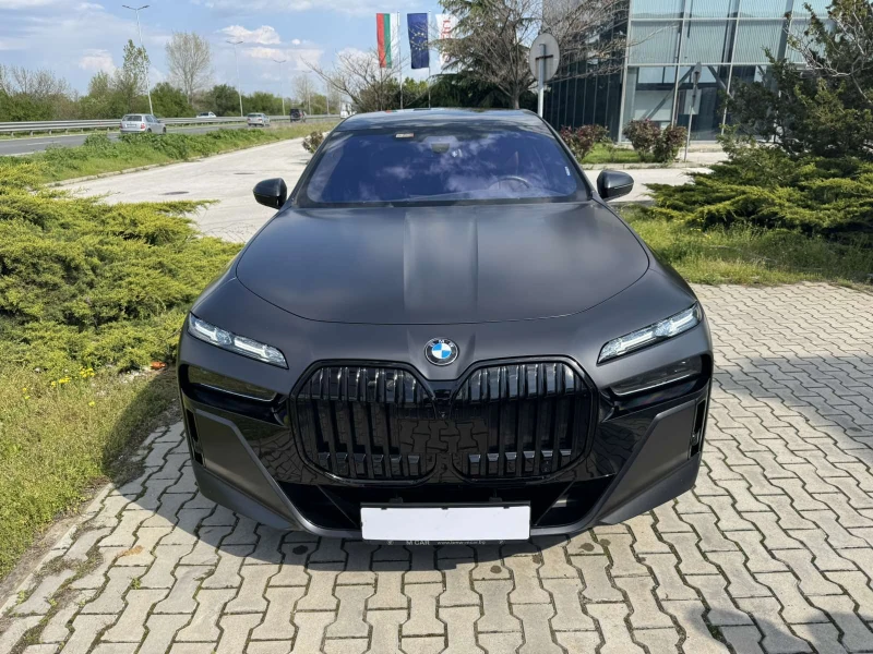 BMW 740 M-SPORT M760Е-OPTIC Xdrive B&W SWAROVSKI SHADOW - 199900 лв. / 102207.25 € - 21284285 1 | Car24.bg BMW 740 M-SPORT M760Е-OPTIC Xdrive B&W SWAROVSKI SHADOW - 199900 лв. / 102207.25 € - 21284285 1