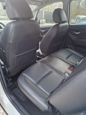 Hyundai Ix20 1.6 CRDi Yes! Facelift - 7500 € / 14668.73 лв. - 17129579 10 | Car24.bg Hyundai Ix20 1.6 CRDi Yes! Facelift - 7500 € / 14668.73 лв. - 17129579 10