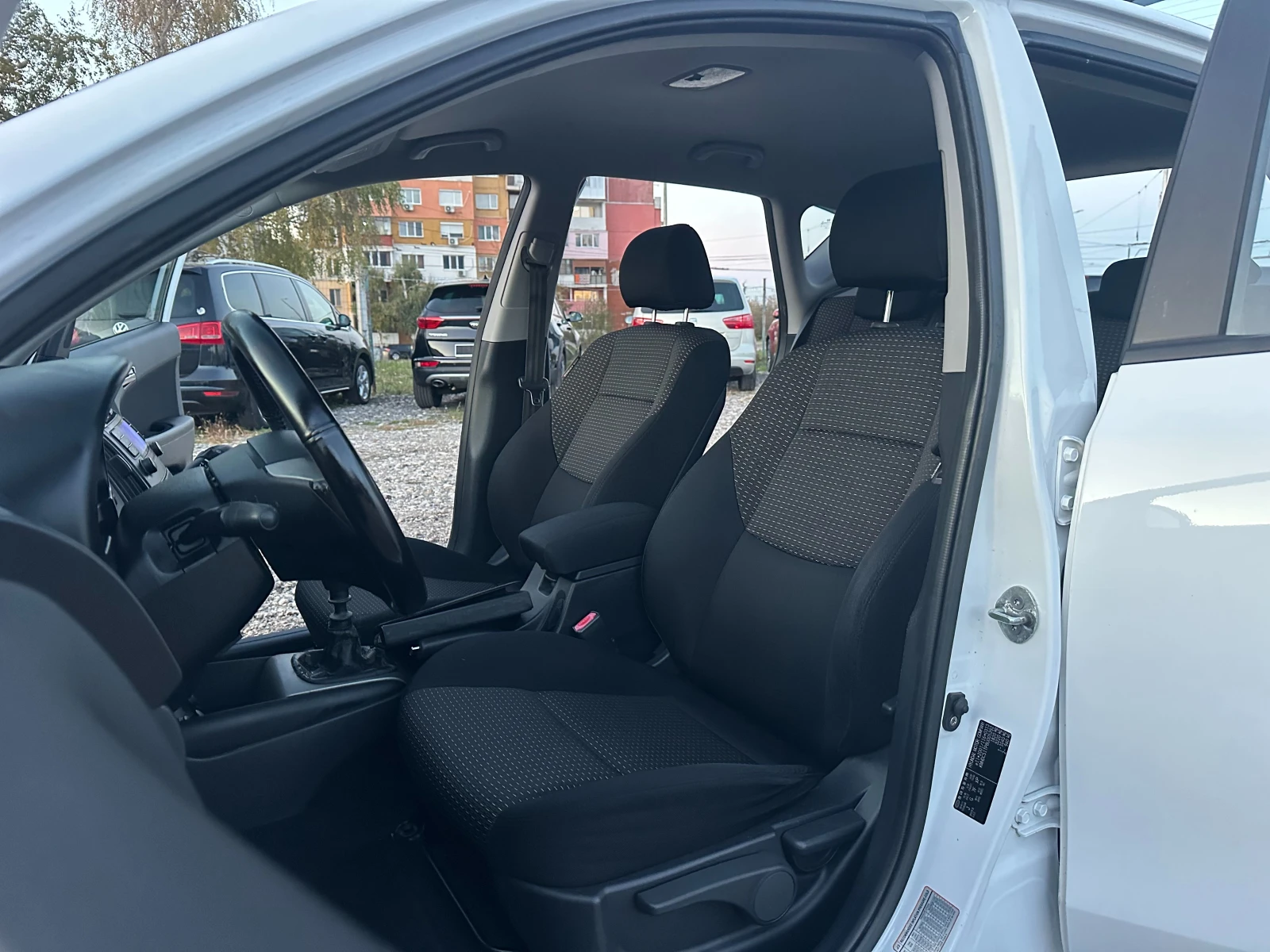 Hyundai I30 1, 6CRDI-116kc - изображение 9 | Auto.bg Hyundai I30 1, 6CRDI-116kc - изображение 9