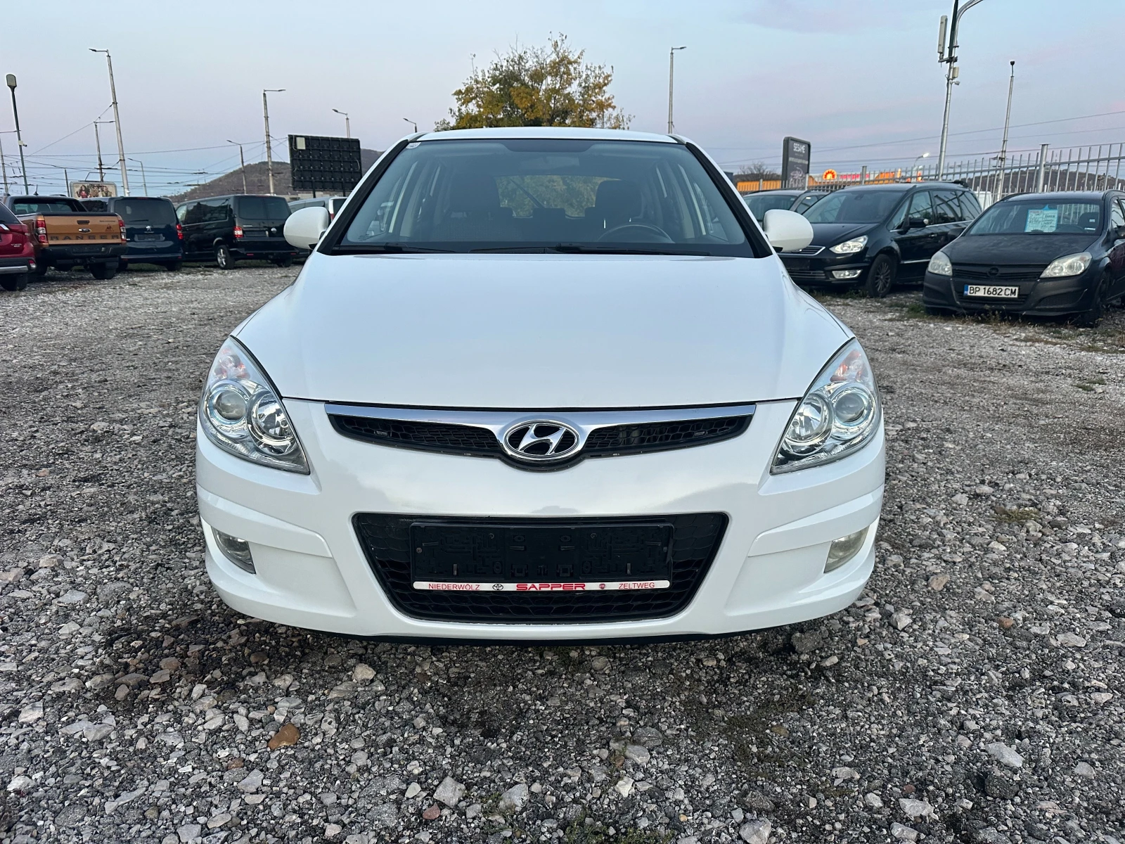 Hyundai I30 1, 6CRDI-116kc - изображение 8 | Auto.bg Hyundai I30 1, 6CRDI-116kc - изображение 8