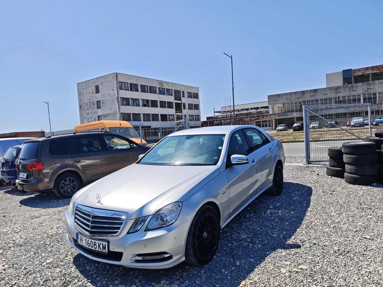 Mercedes-Benz E 220 undefined | Auto.bg — изображение 1 Mercedes-Benz E 220 undefined | Auto.bg — изображение 1
