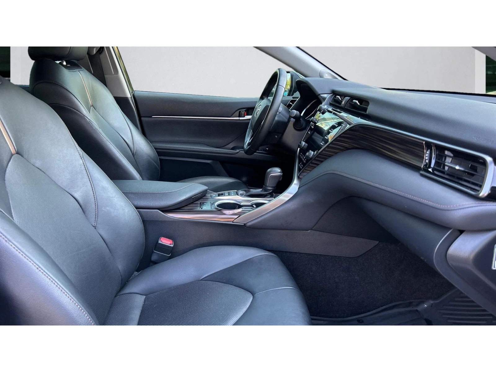 Toyota Camry Месечна вноска от 11 лв. - изображение 6 | Auto.bg Toyota Camry Месечна вноска от 11 лв. - изображение 6