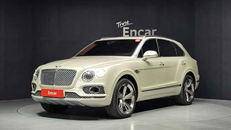 Bentley Bentayga W12* HUD* ЕЛ. БАГАЖНИК* МАСАЖ* 360* КРАЙНА ЦЕНА - 49599 € - 80336810 1 | Car24.bg Bentley Bentayga W12* HUD* ЕЛ. БАГАЖНИК* МАСАЖ* 360* КРАЙНА ЦЕНА - 49599 € - 80336810 1
