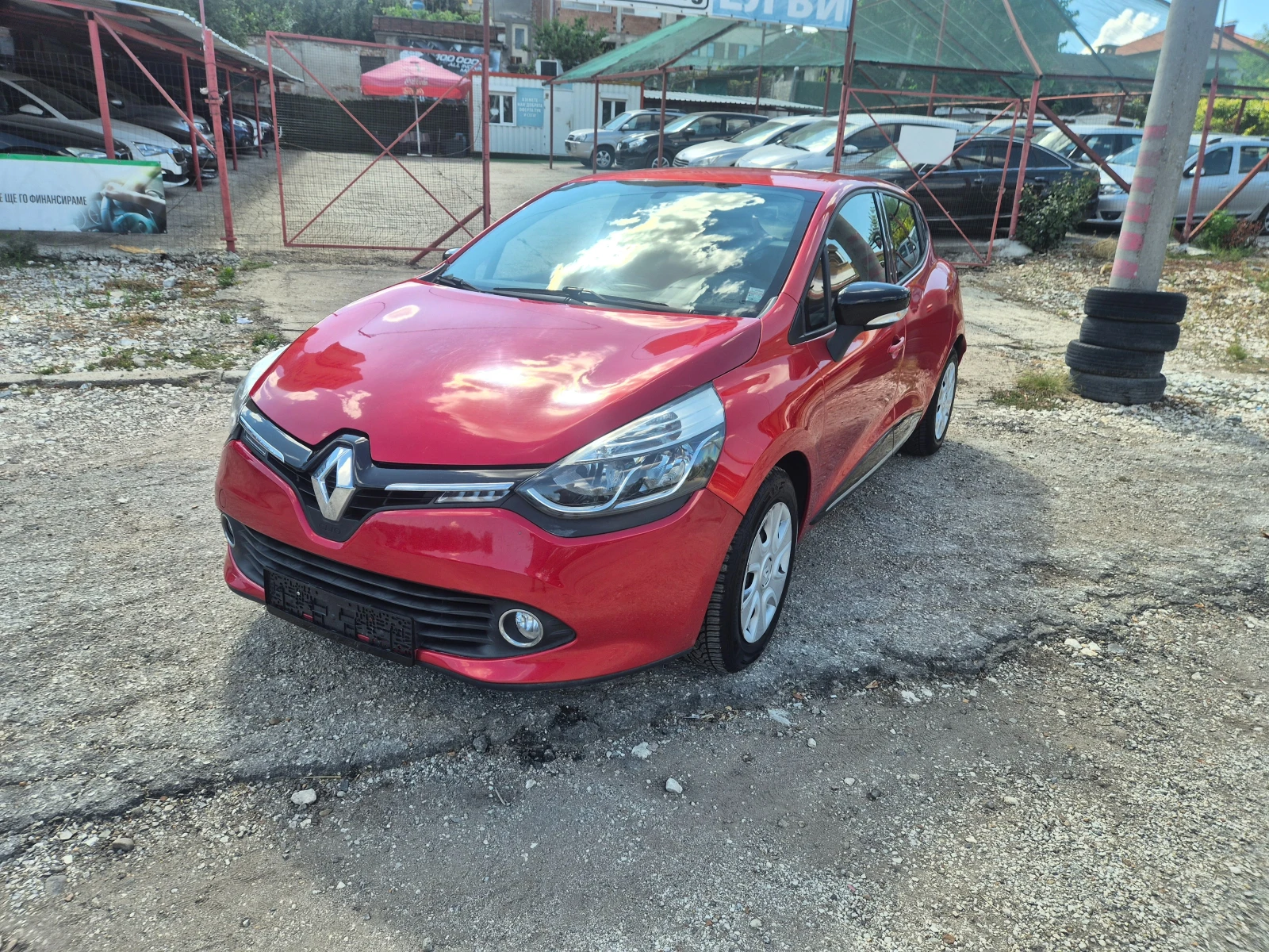 Renault Clio 1.2i* ГАЗ, НАВИГАЦИЯ | Auto.bg — изображение 1 Renault Clio 1.2i* ГАЗ, НАВИГАЦИЯ | Auto.bg — изображение 1
