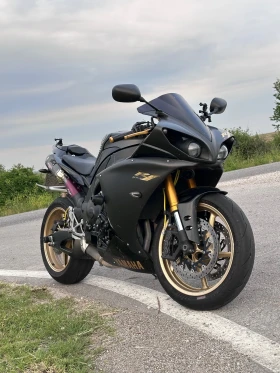 Yamaha YZF-R1 undefined | Auto.bg — изображение 10 Yamaha YZF-R1 undefined | Auto.bg — изображение 10