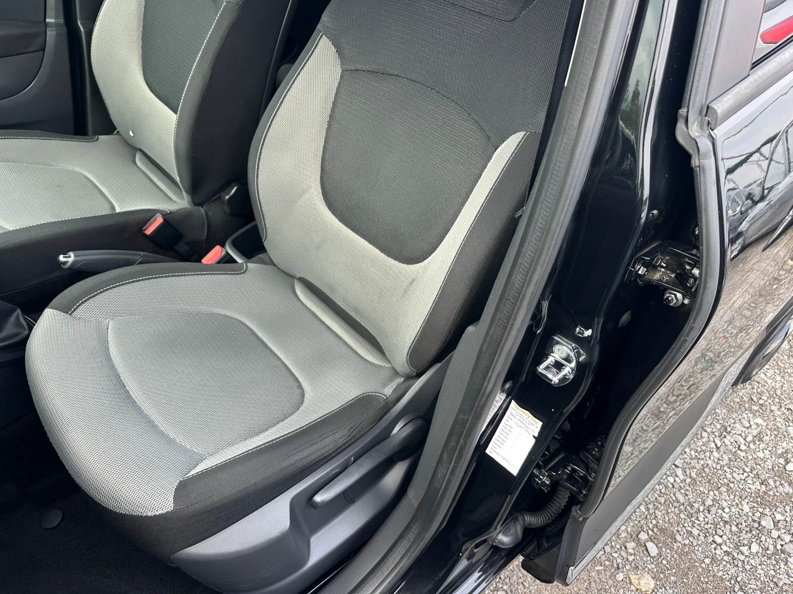 Renault Captur 1.5 dci - изображение 9 | Auto.bg Renault Captur 1.5 dci - изображение 9