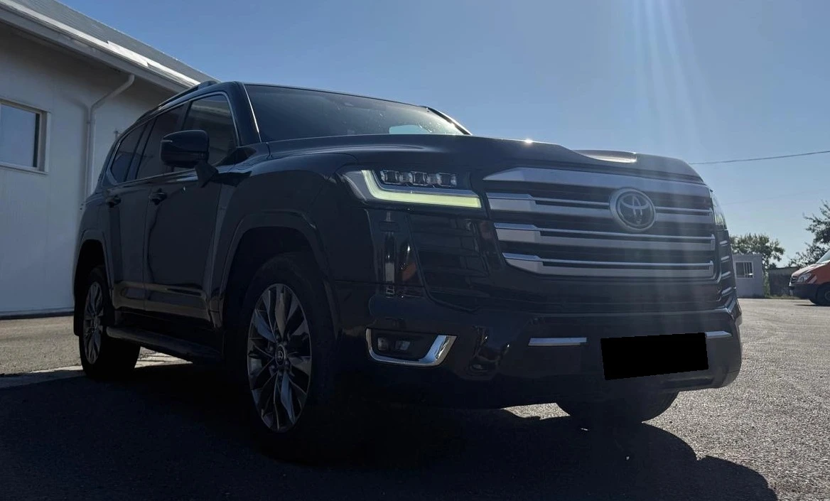 Toyota Land cruiser 300 70th Anniversary | Auto.bg — изображение 1 Toyota Land cruiser 300 70th Anniversary | Auto.bg — изображение 1