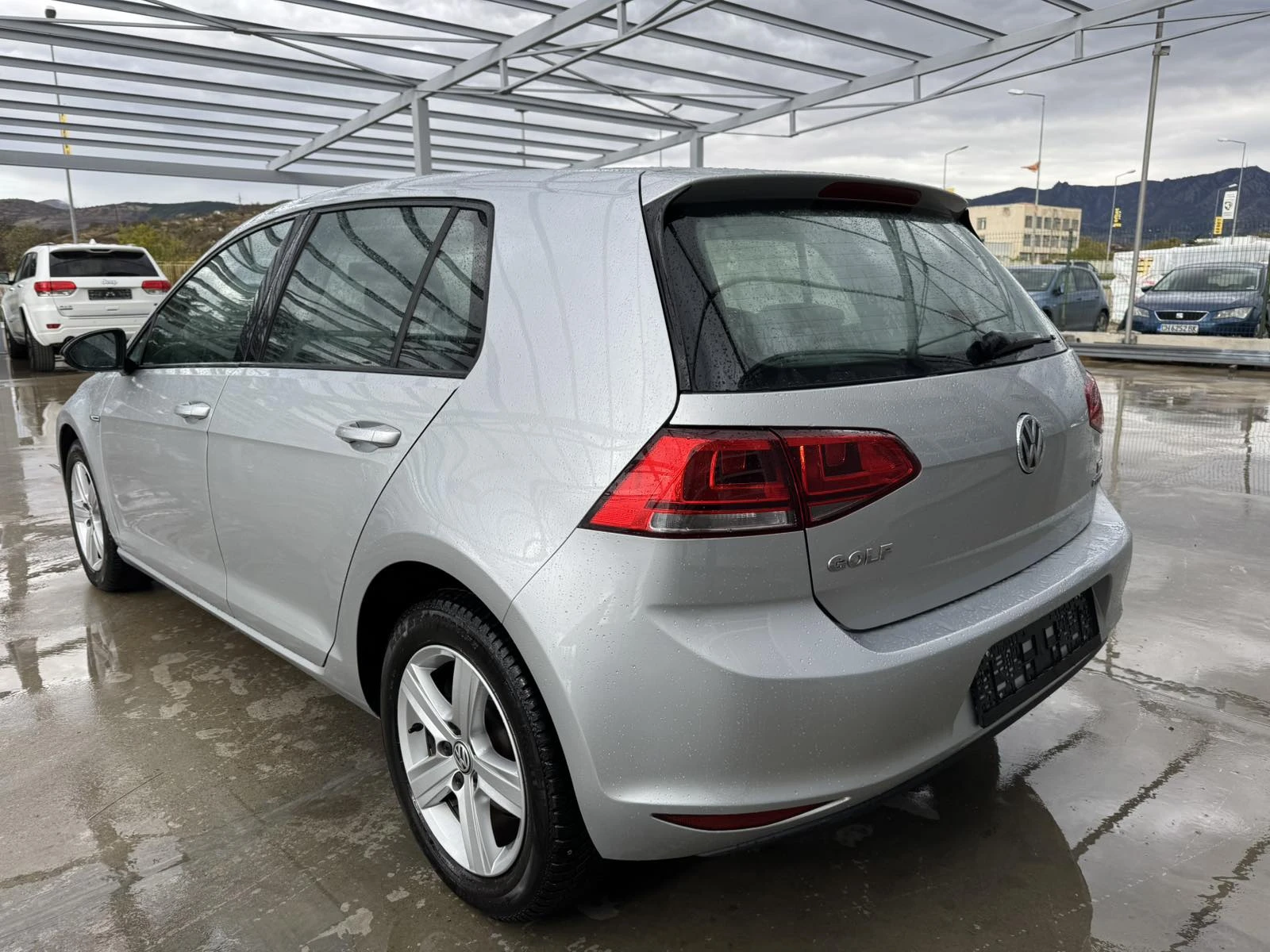 VW Golf 110ps* 6ск* Климатик* Парктроник*  - изображение 3 | Auto.bg VW Golf 110ps* 6ск* Климатик* Парктроник*  - изображение 3
