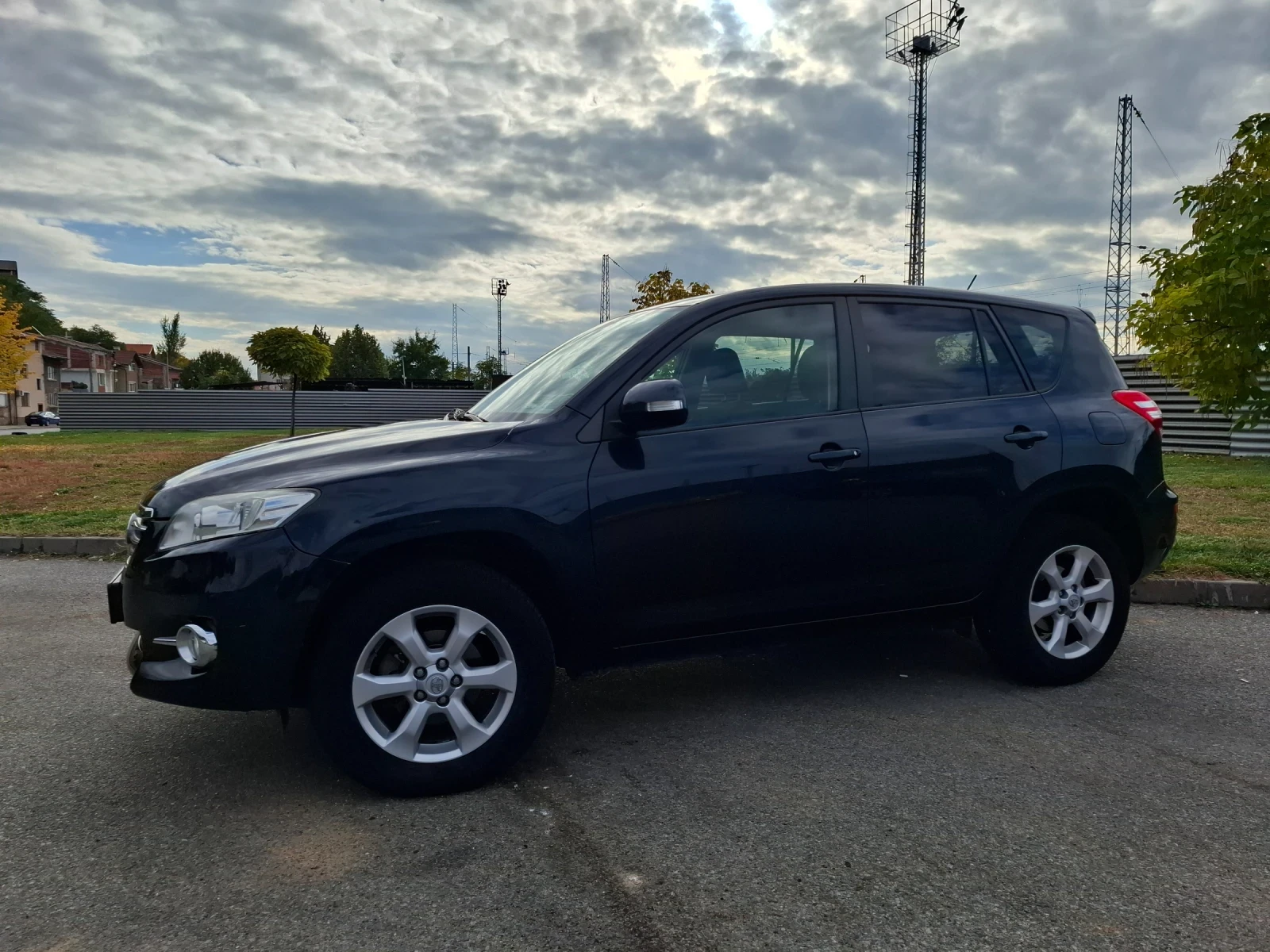 Toyota Rav4 2.2 d4d 150 к.с. - изображение 2 | Auto.bg Toyota Rav4 2.2 d4d 150 к.с. - изображение 2