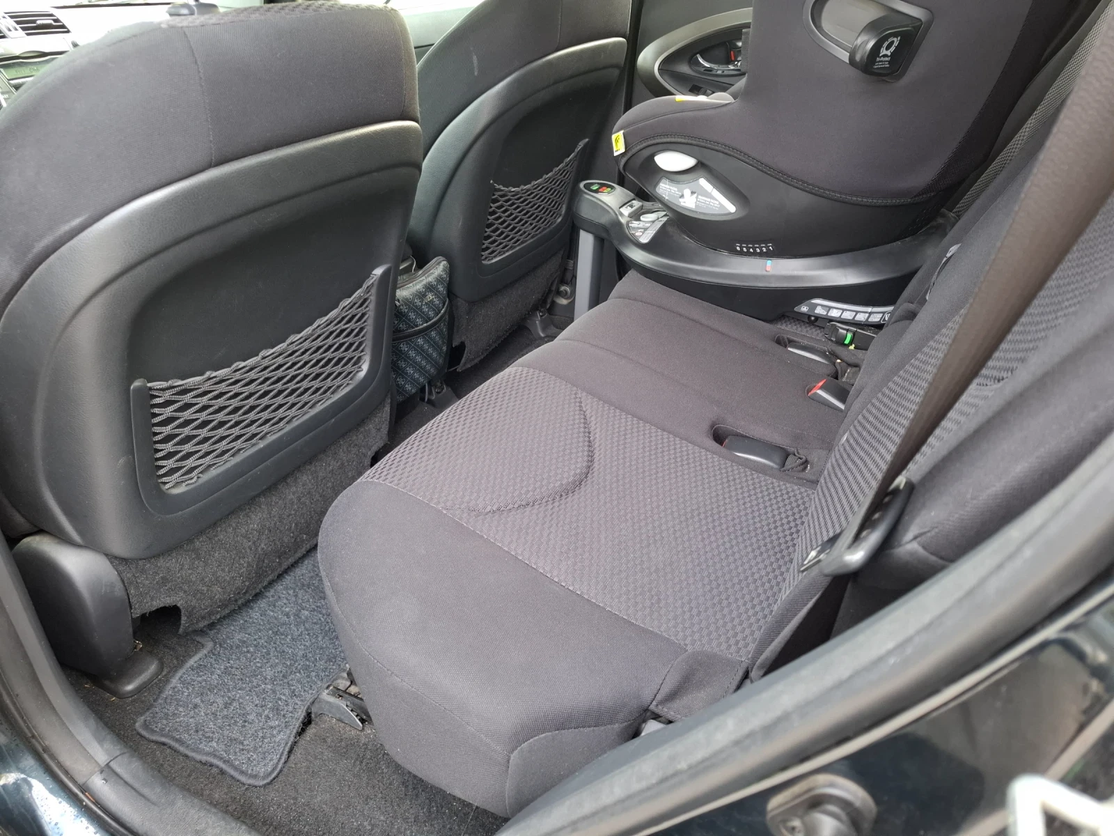 Toyota Rav4 2.2 d4d 150 к.с. - изображение 10 | Auto.bg Toyota Rav4 2.2 d4d 150 к.с. - изображение 10