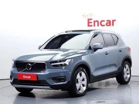Volvo XC40 T4 MOMENTUM