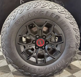 Toyota Tacoma * TRD PRO, Hybrid, Loaded, One Owner, Accident Fre | Auto.bg — изображение 9 Toyota Tacoma * TRD PRO, Hybrid, Loaded, One Owner, Accident Fre | Auto.bg — изображение 9