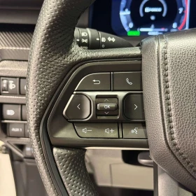 Toyota Tacoma * TRD PRO, Hybrid, Loaded, One Owner, Accident Fre | Auto.bg — изображение 14 Toyota Tacoma * TRD PRO, Hybrid, Loaded, One Owner, Accident Fre | Auto.bg — изображение 14