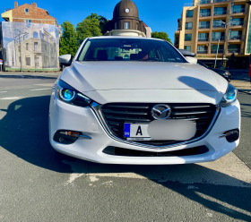 Обява за продажба на Mazda 3 2.0i Skyactive Facelift ~27 800 лв. - изображение 1
