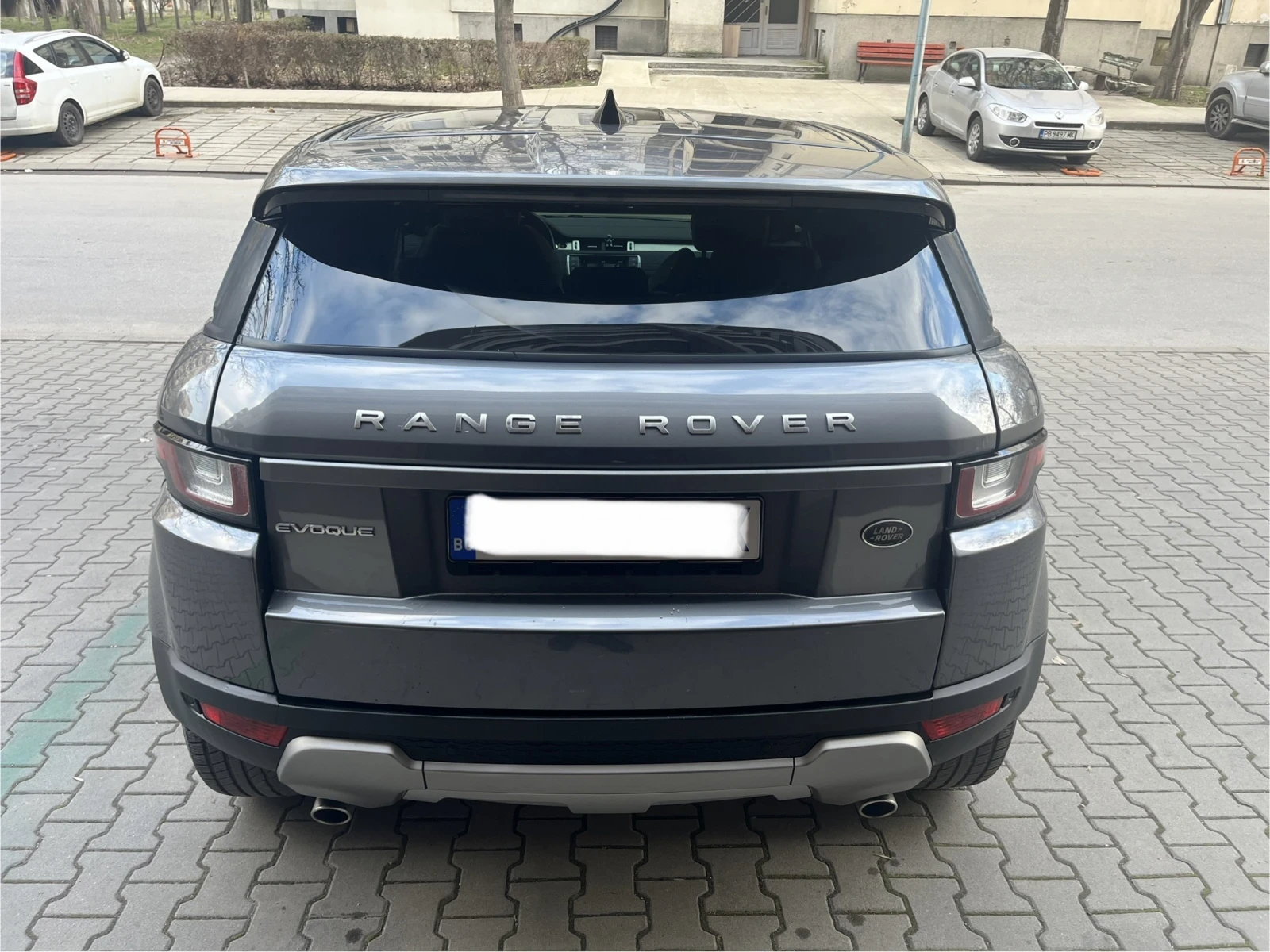 Land Rover Range Rover Evoque Facelift 2.0 Дизел 150 к.с 4х4 - изображение 6 | Auto.bg Land Rover Range Rover Evoque Facelift 2.0 Дизел 150 к.с 4х4 - изображение 6