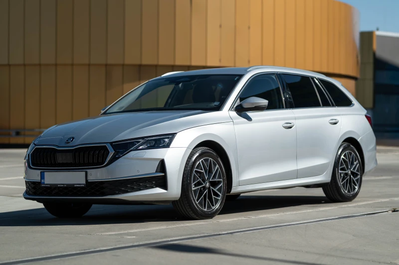 Skoda Octavia Edition 130 (Лизинг) - 16500 € - 17018077 1 | Car24.bg Skoda Octavia Edition 130 (Лизинг) - 16500 € - 17018077 1