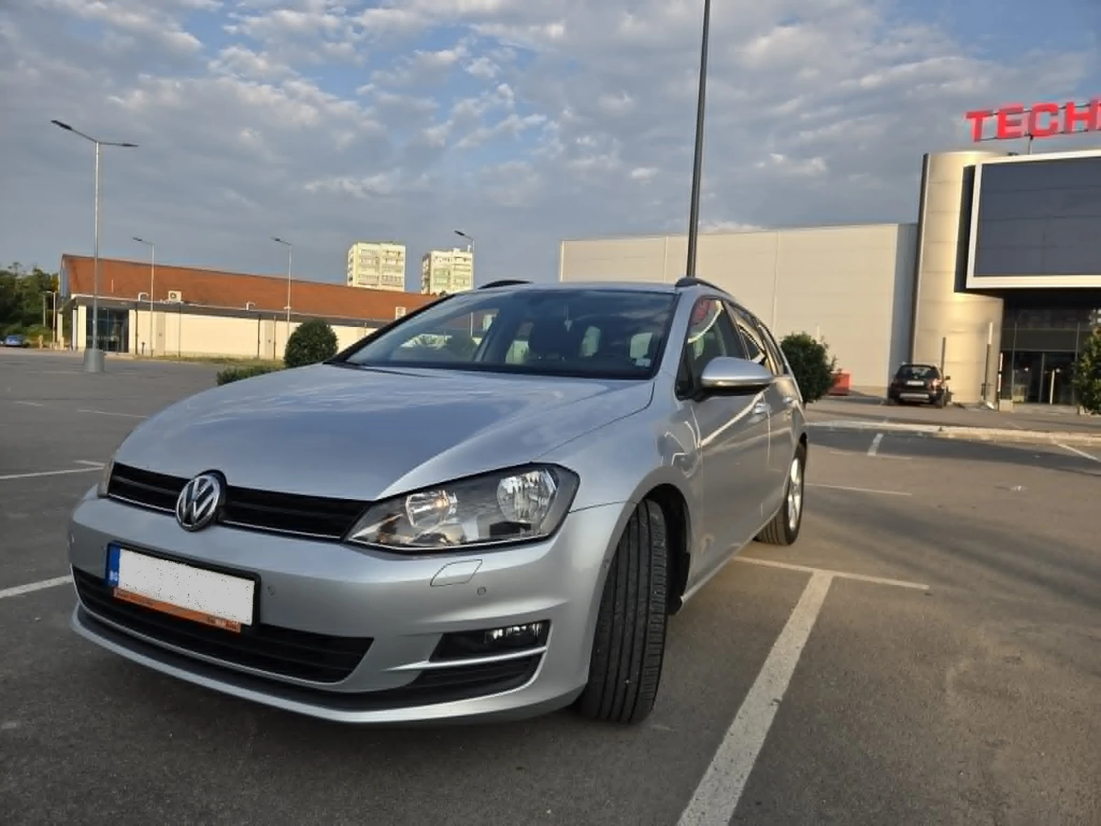 VW Golf Variant undefined | Auto.bg — изображение 1 VW Golf Variant undefined | Auto.bg — изображение 1