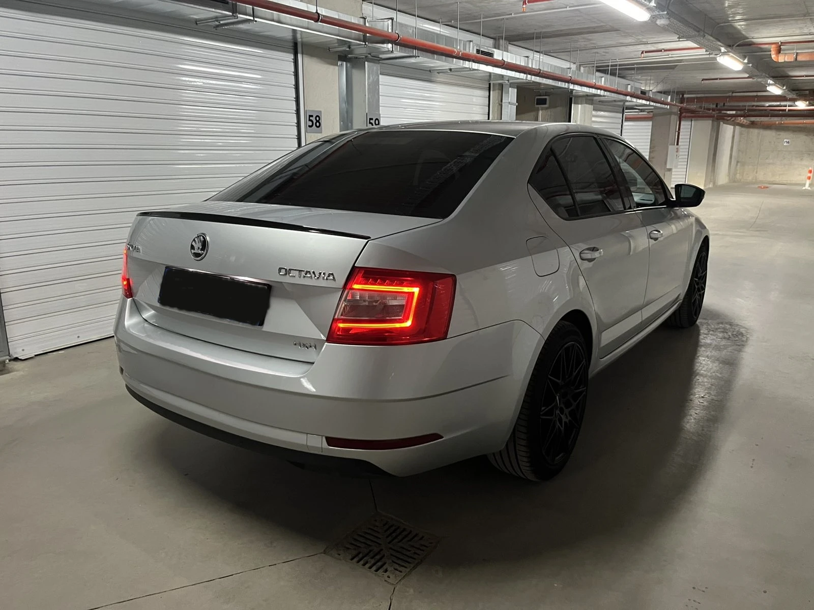 Skoda Octavia 2.0TDI 4x4 1 собственик - изображение 9 | Auto.bg Skoda Octavia 2.0TDI 4x4 1 собственик - изображение 9
