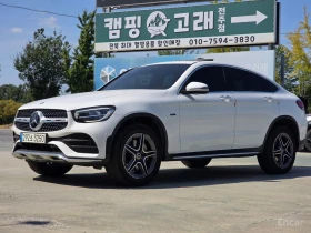 Mercedes-Benz GLC 300 e* COUPE* 4MATIC* AMG LINE* ХЕДЪП* ДИСТРОНИК* CAM